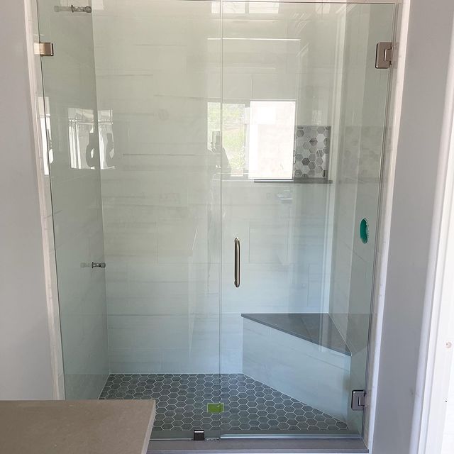 Portfolio - Express Shower Door